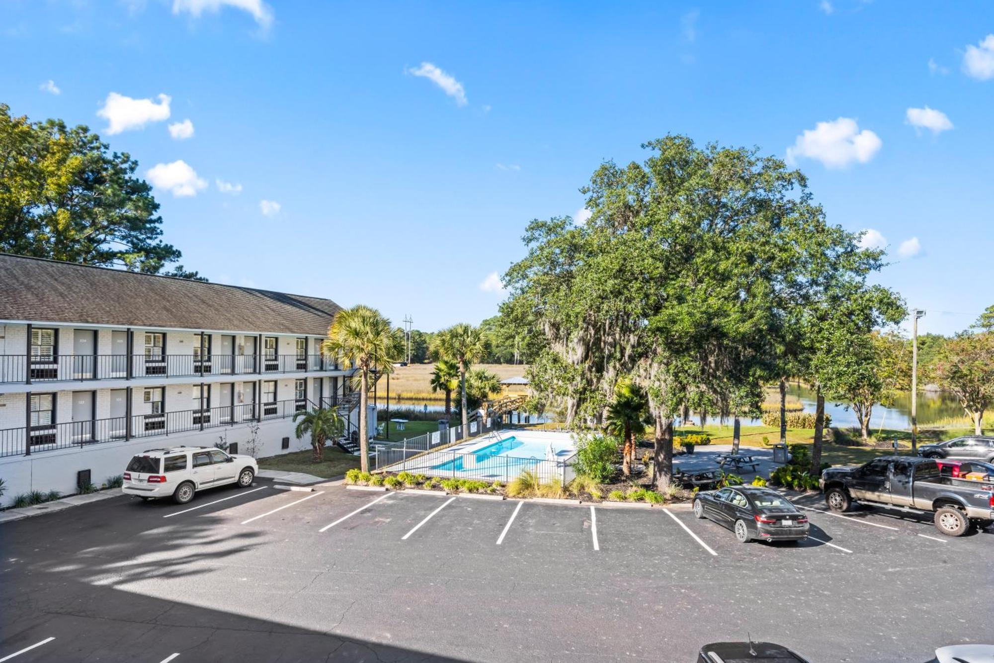 Charleston Creekside Inn Εξωτερικό φωτογραφία